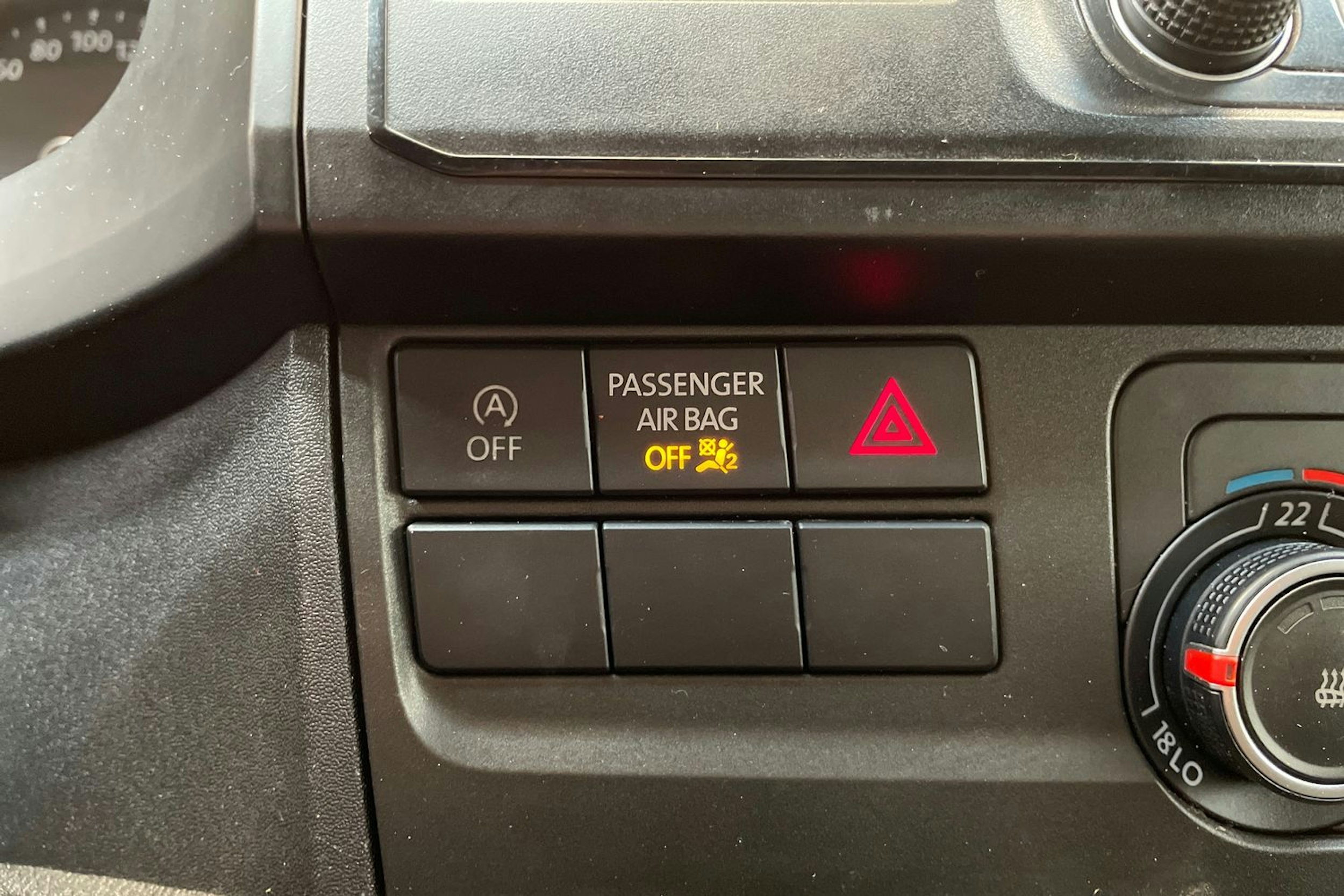 musta Volkswagen Transporter 2017 kuva 24.