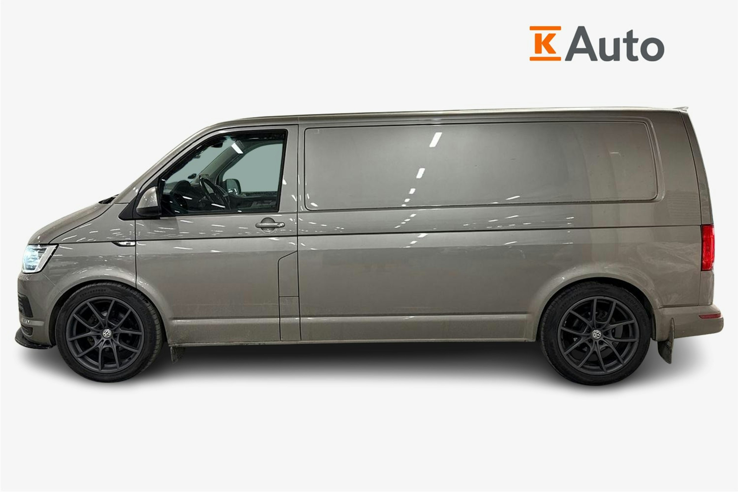 Ruskea (beige) Volkswagen TRANSPORTER 2017 kuva 2.