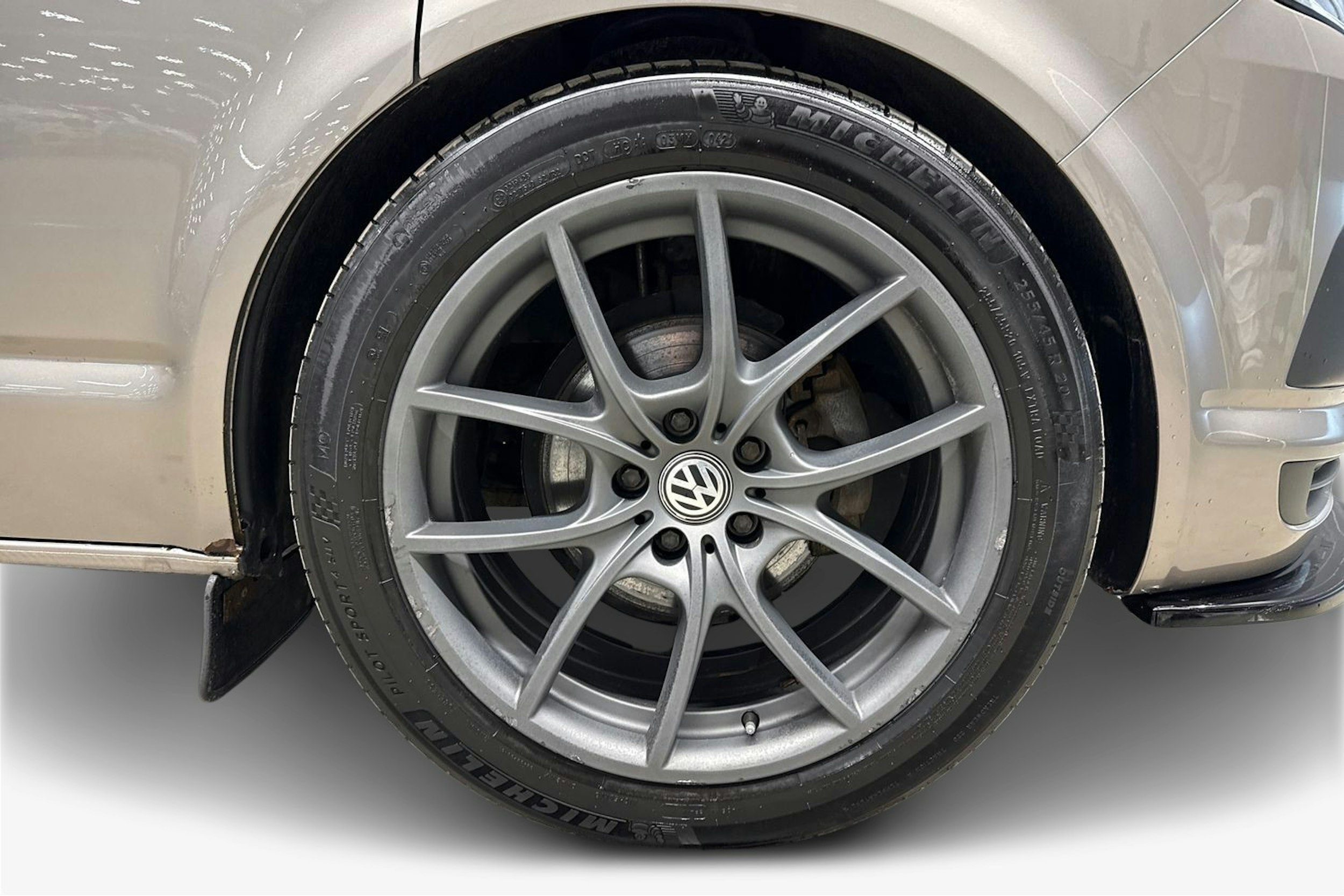 Ruskea (beige) Volkswagen TRANSPORTER 2017 kuva 12.