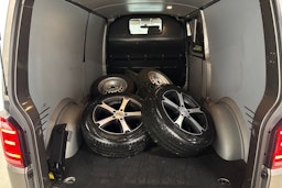 Ruskea (beige) Volkswagen TRANSPORTER 2017 kuva 15.