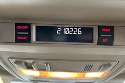 sininen Volkswagen Transporter 2017 kuva 22.