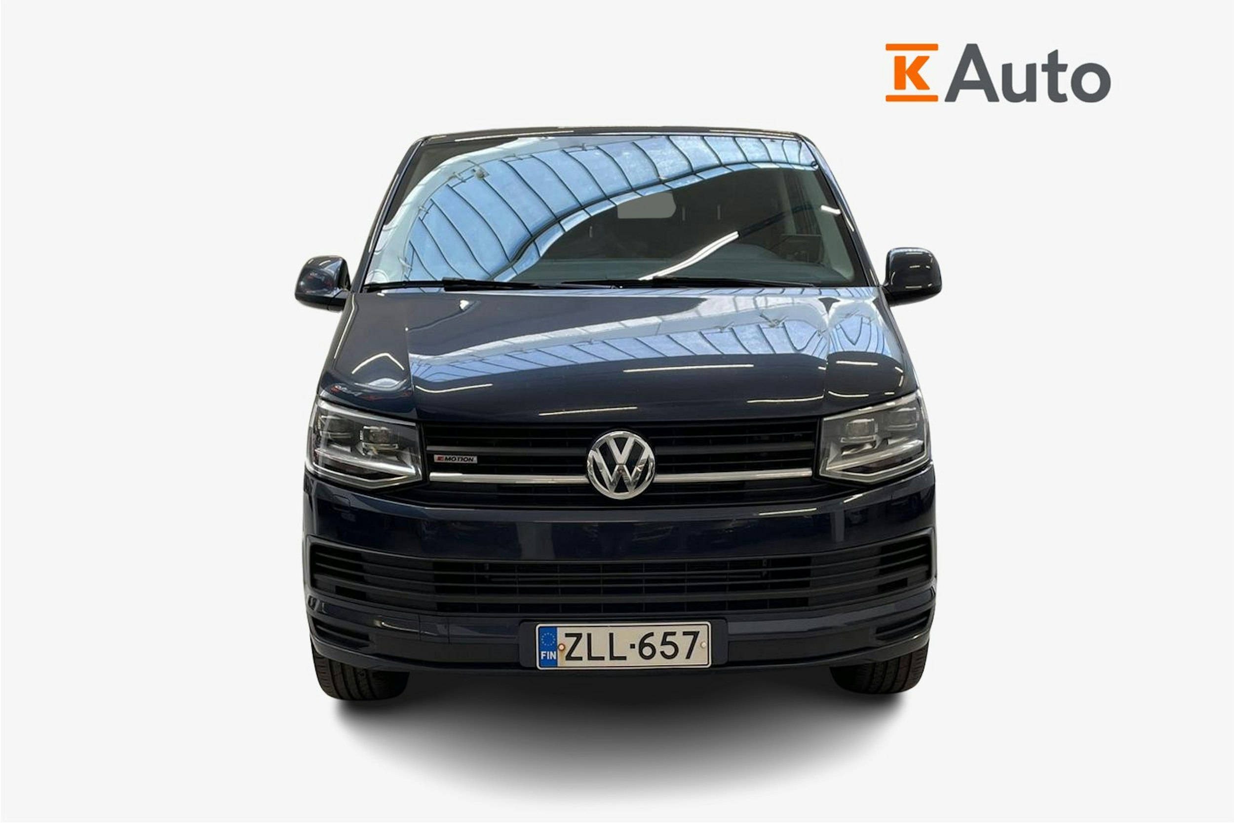 sininen Volkswagen Transporter 2017 kuva 5.