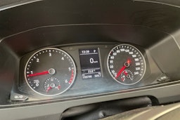 sininen Volkswagen Transporter 2017 kuva 24.
