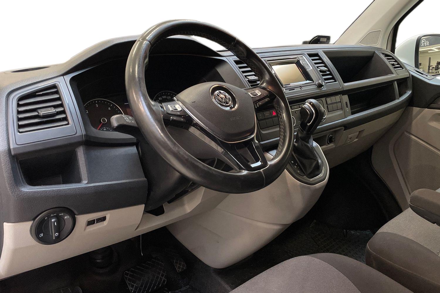 Volkswagen Transporter 2017, kuva 6/28