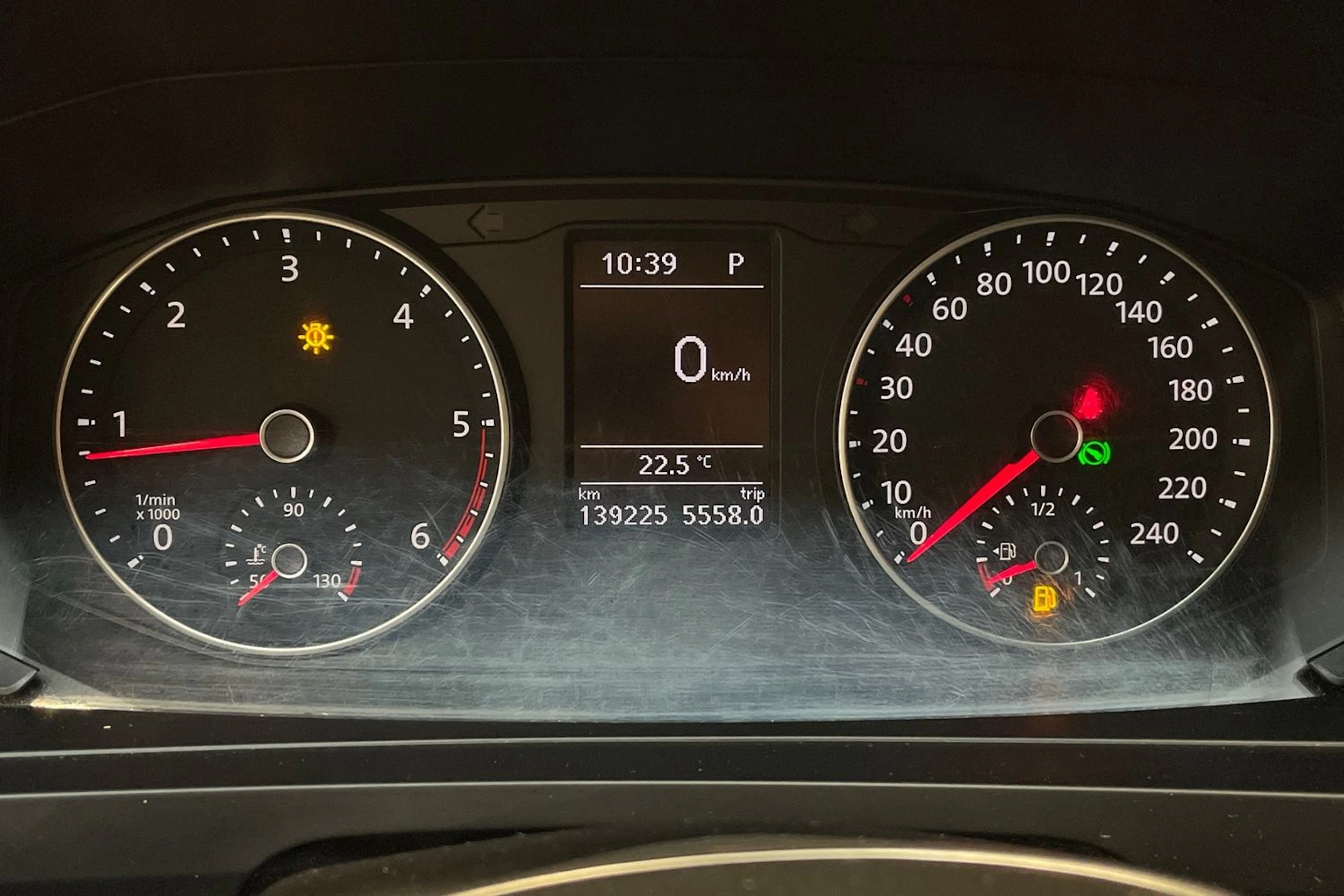 valkoinen Volkswagen Transporter 2017 kuva 16.