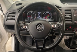 valkoinen Volkswagen Transporter 2017 kuva 19.