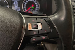 valkoinen Volkswagen Transporter 2017 kuva 21.