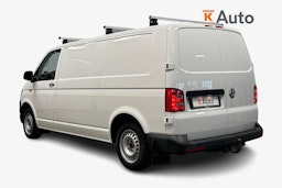 valkoinen Volkswagen Transporter 2018 kuva 2.