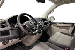 valkoinen Volkswagen Transporter 2018 kuva 6.