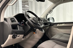 valkoinen Volkswagen Transporter 2018 kuva 9.