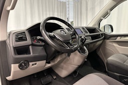 valkoinen Volkswagen Transporter 2018 kuva 6.