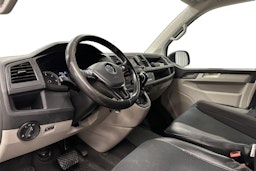 valkoinen Volkswagen Transporter 2018 kuva 6.