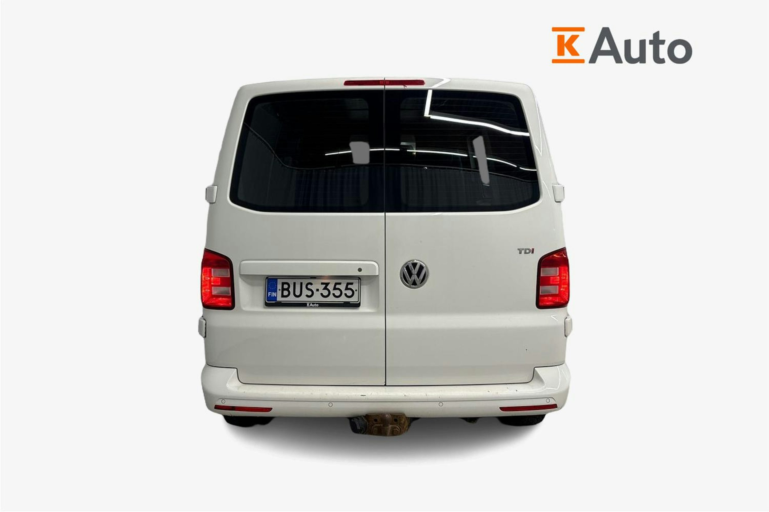 valkoinen Volkswagen Transporter 2018 kuva 3.