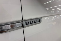 valkoinen Volkswagen Transporter 2018 kuva 21.