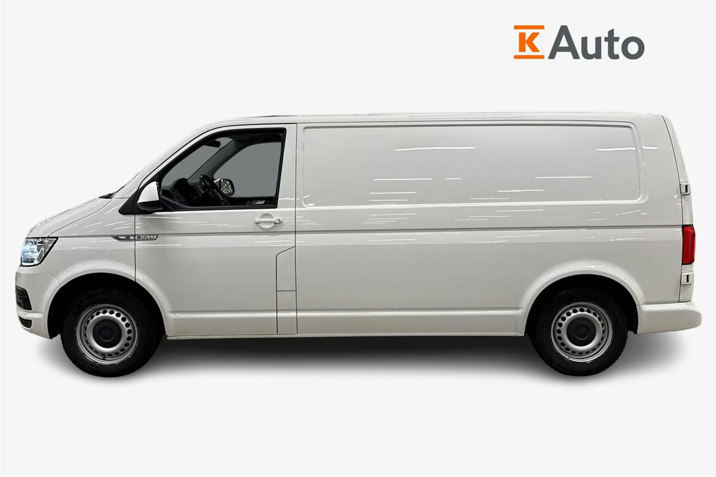 valkoinen Volkswagen Transporter 2018 kuva 7.