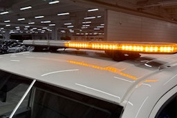 valkoinen Volkswagen Transporter 2018 kuva 28.