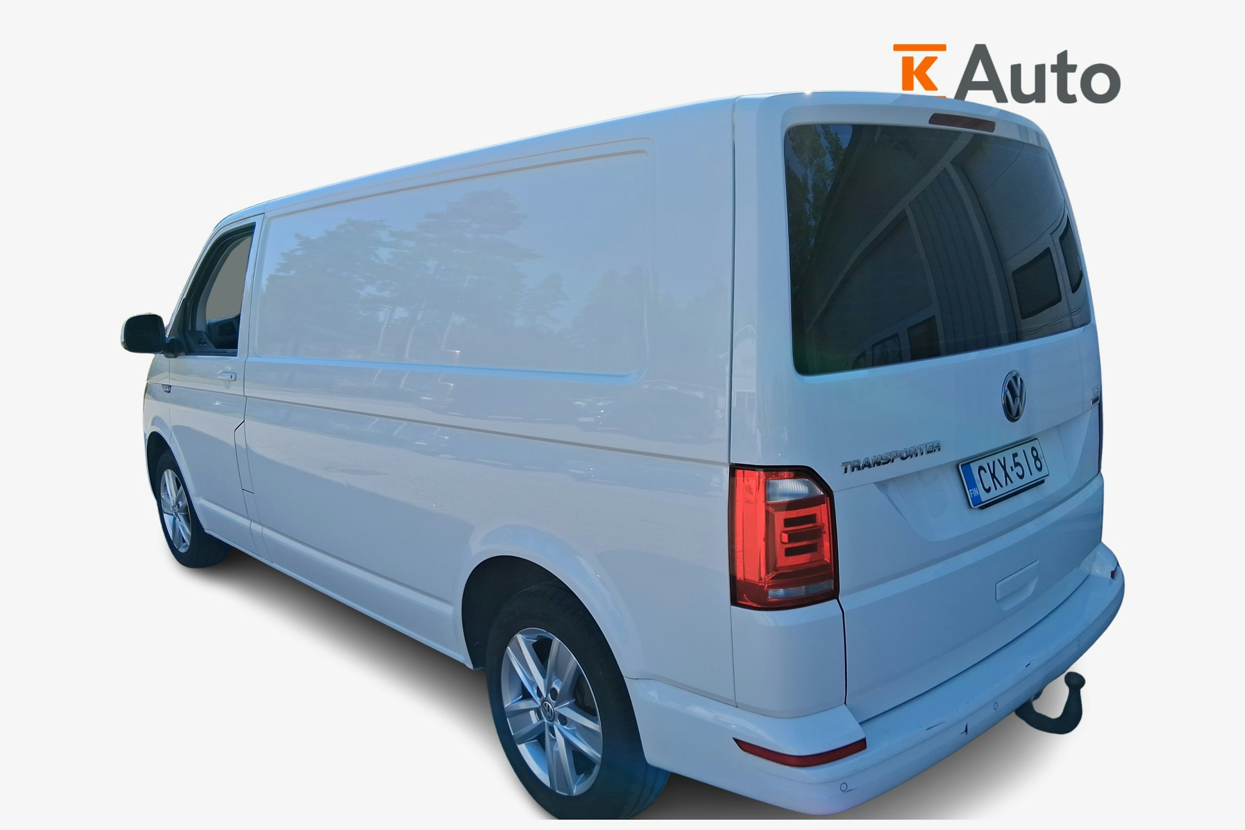 valkoinen Volkswagen Transporter 2018 kuva 2.