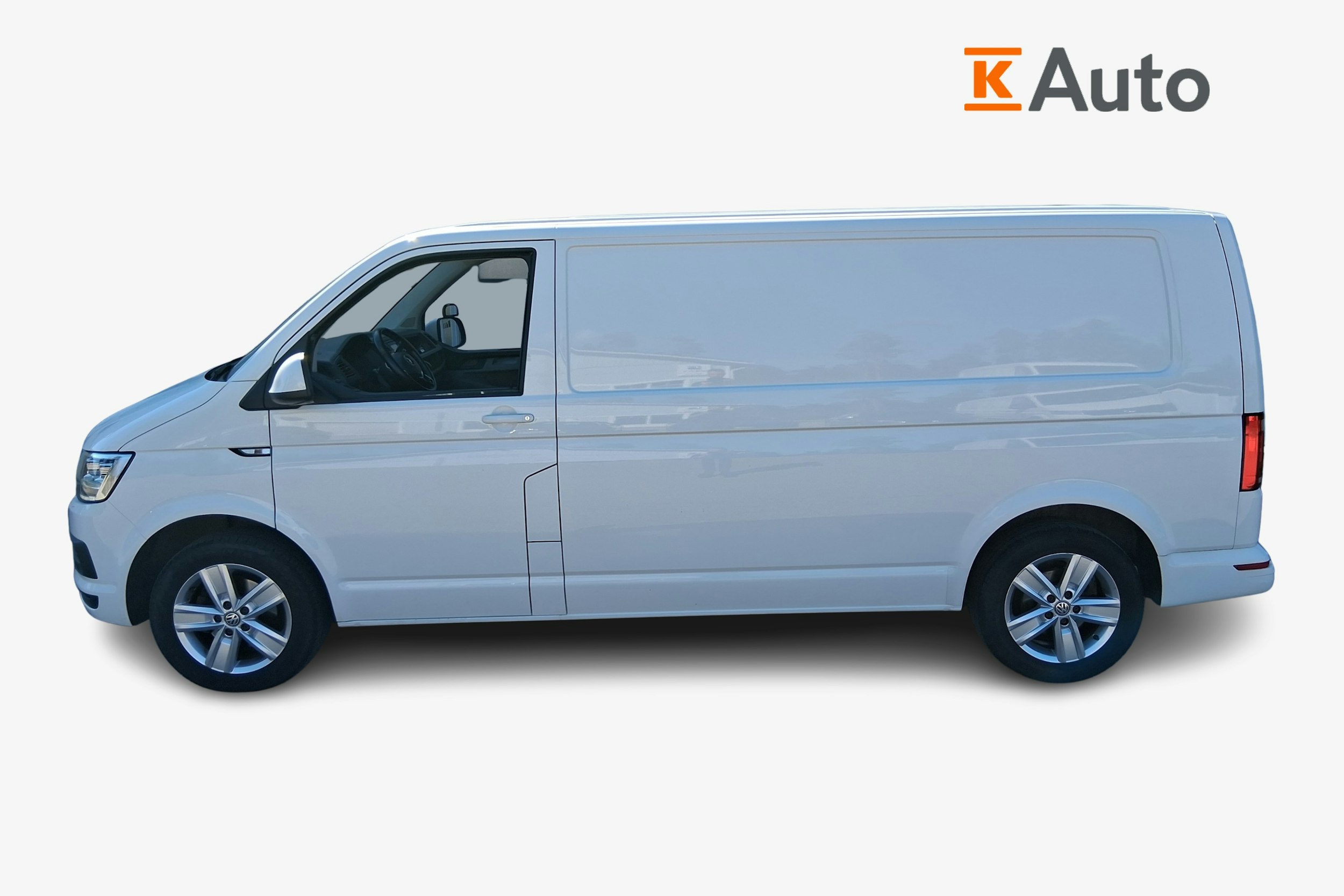valkoinen Volkswagen Transporter 2018 kuva 5.