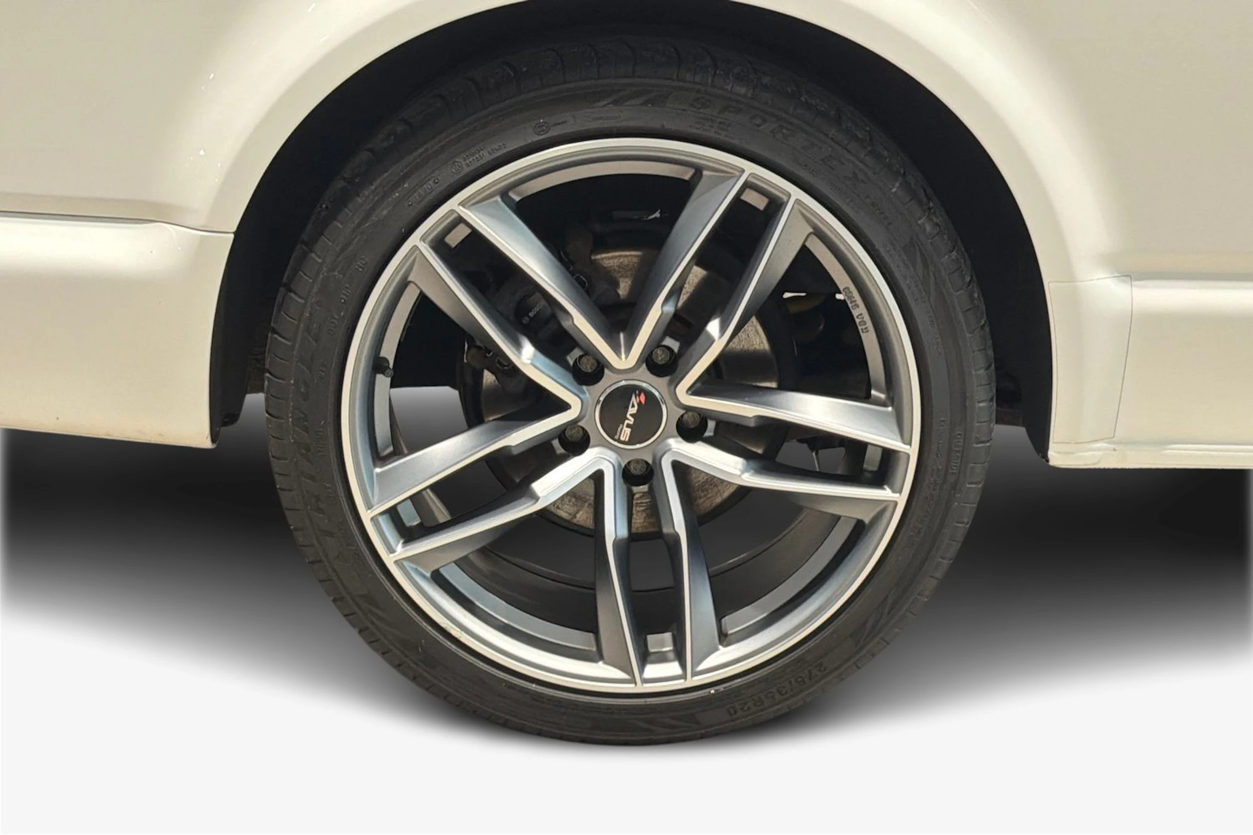 Valkoinen Volkswagen TRANSPORTER 2018 kuva 12.