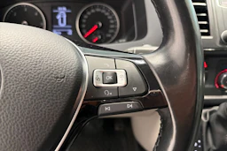 Valkoinen Volkswagen TRANSPORTER 2018 kuva 15.