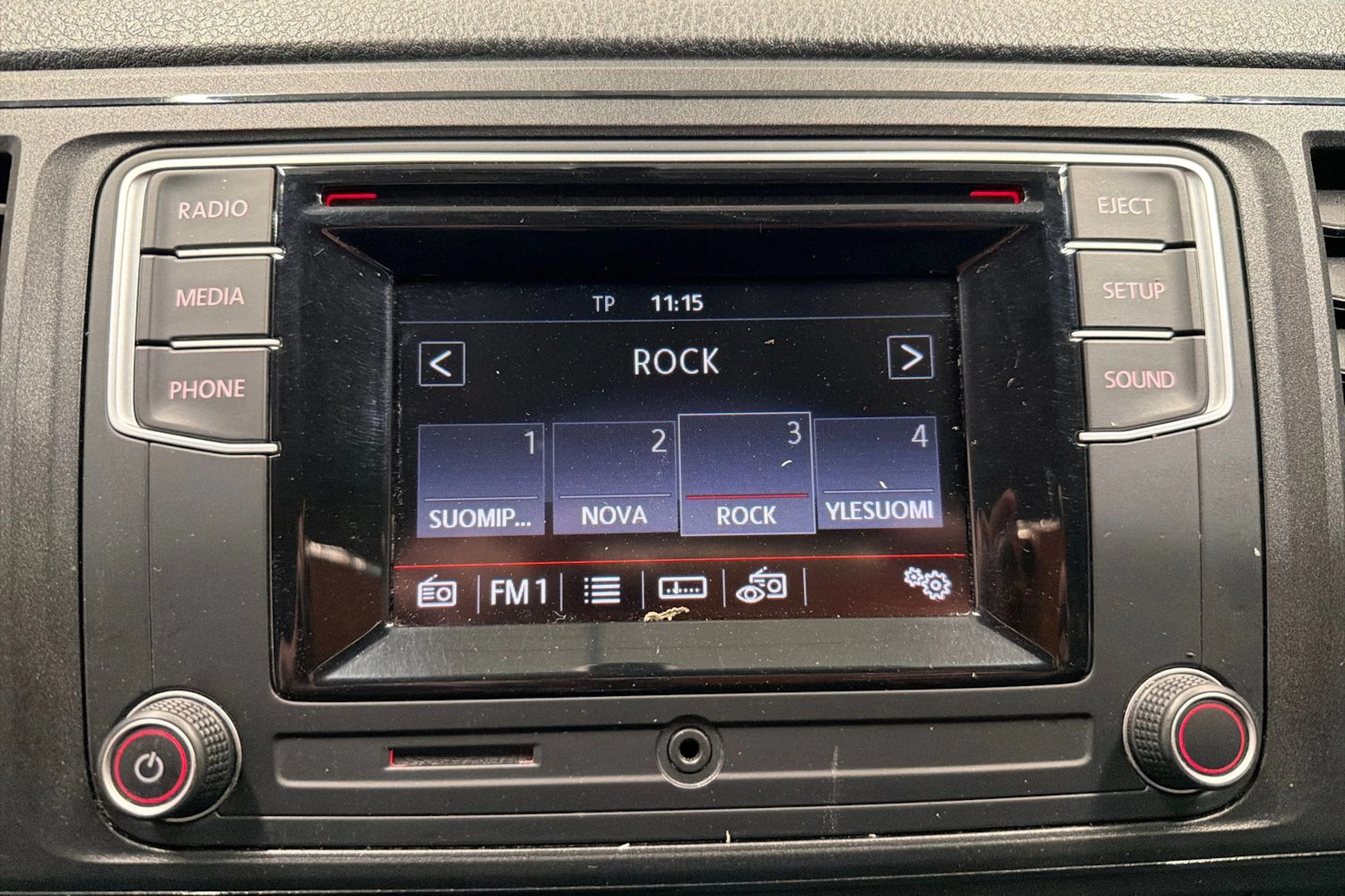 Valkoinen Volkswagen TRANSPORTER 2018 kuva 16.