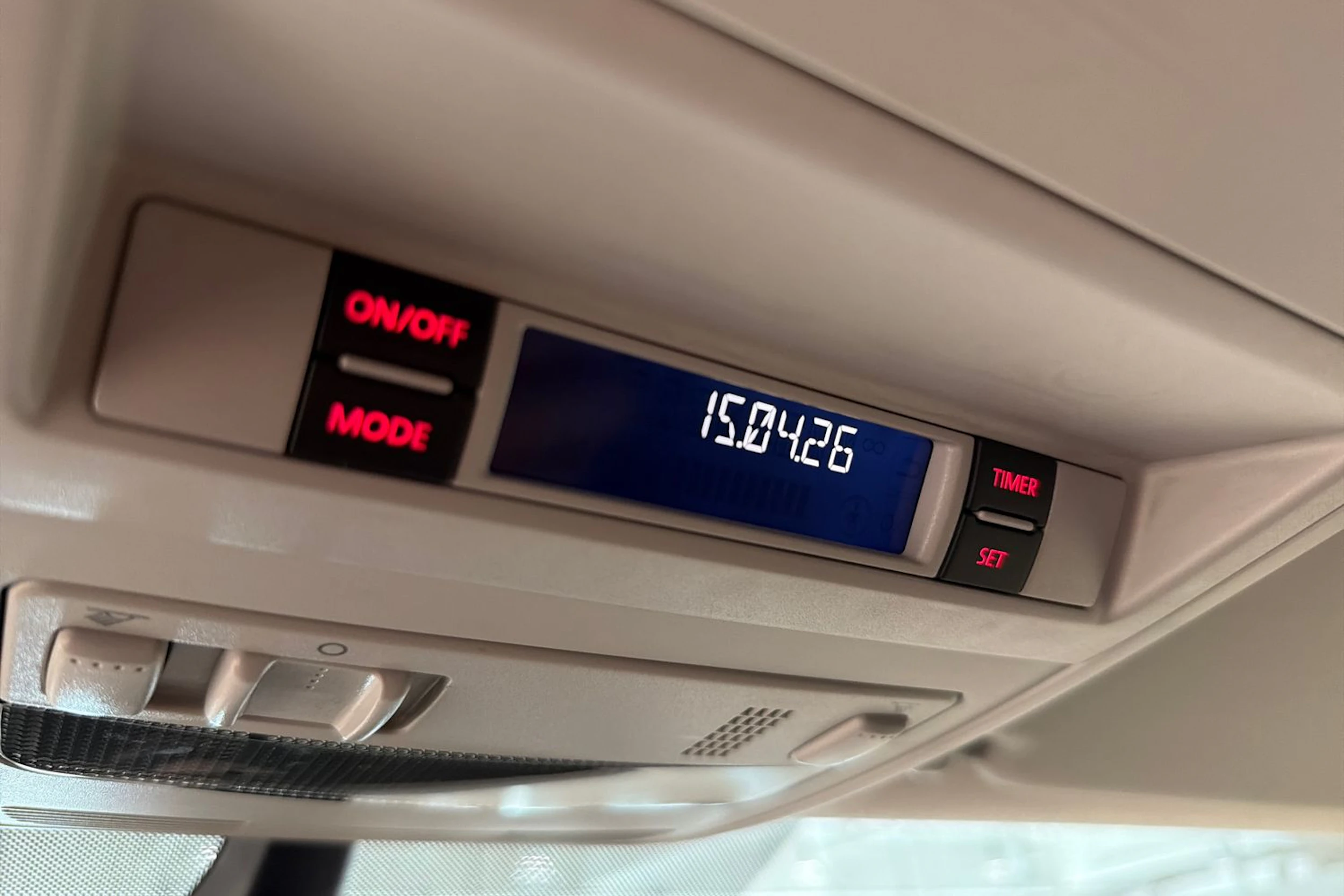 Valkoinen Volkswagen TRANSPORTER 2018 kuva 18.