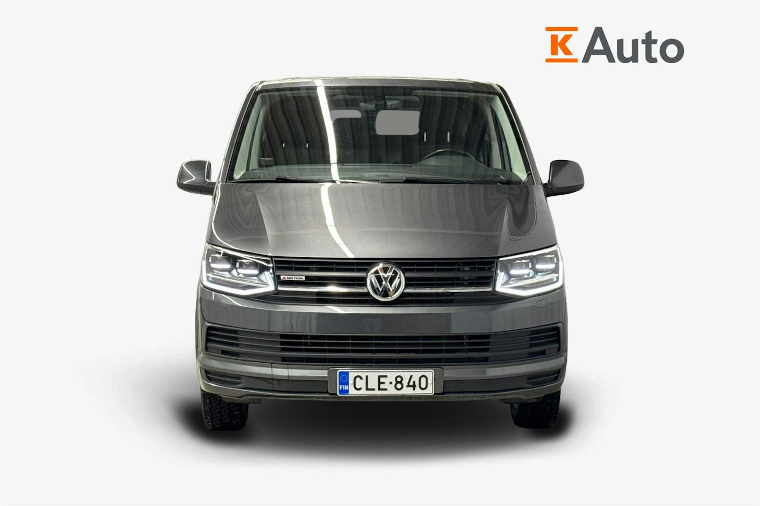 harmaa Volkswagen Transporter 2018 kuva 5.