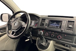 harmaa Volkswagen Transporter 2018 kuva 11.