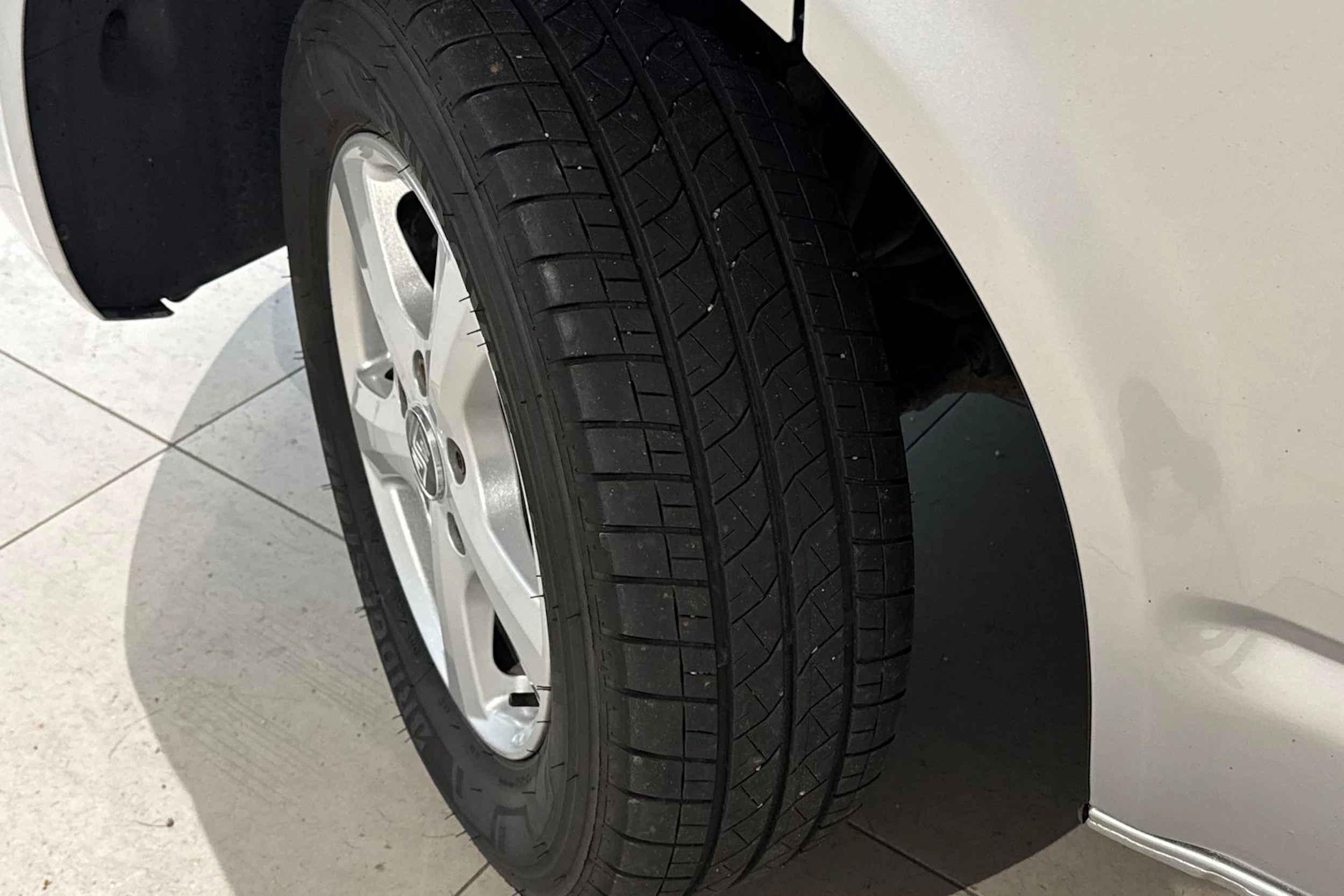 hopea Volkswagen Transporter 2018 kuva 13.