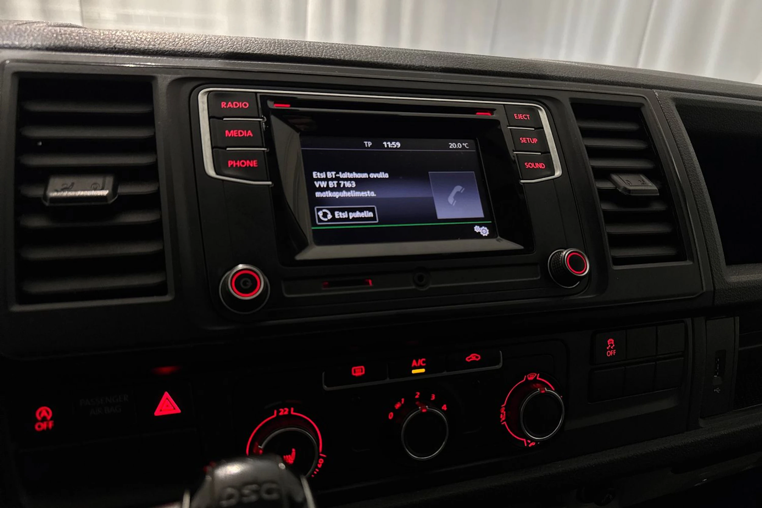 hopea Volkswagen Transporter 2018 kuva 19.