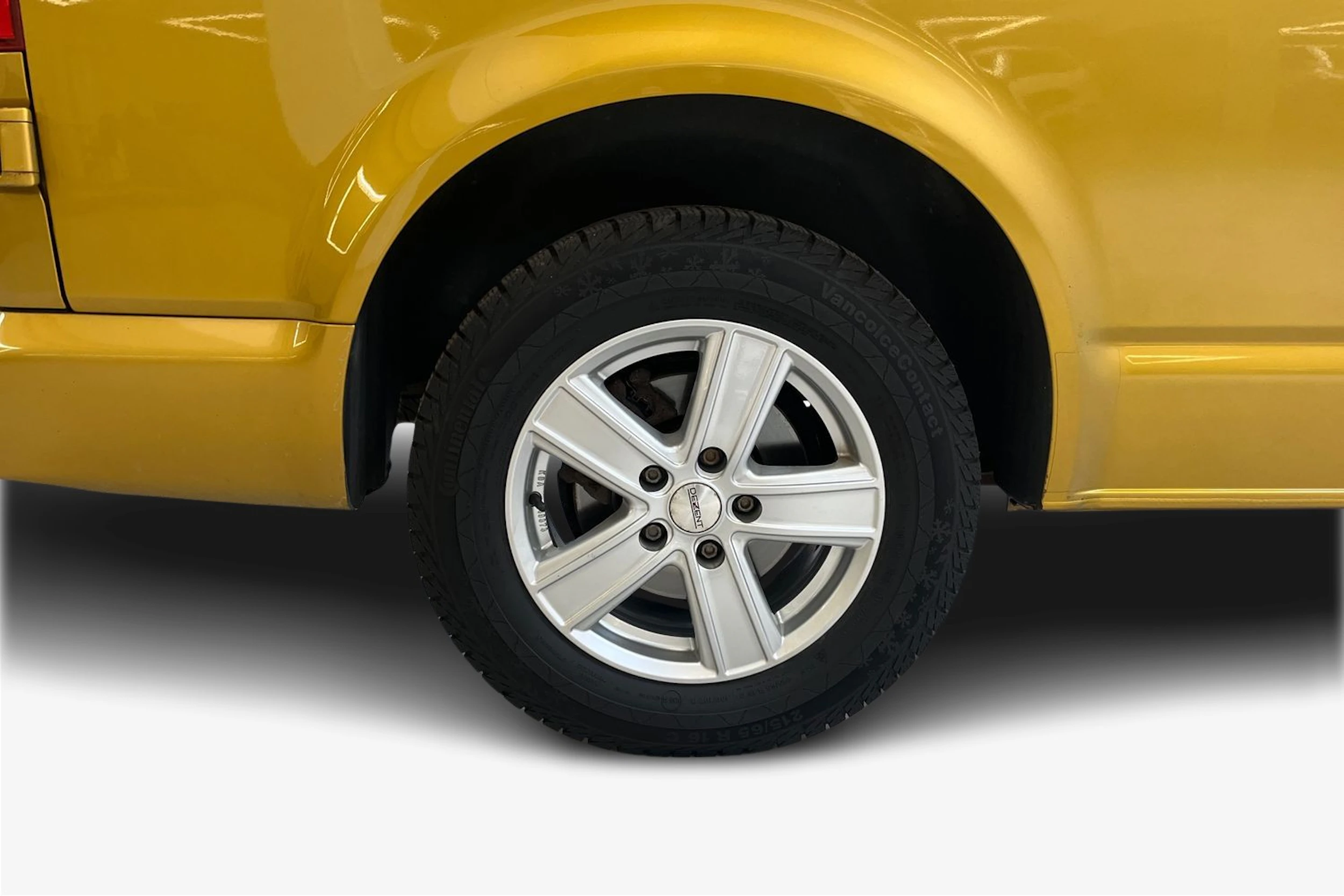 keltainen Volkswagen Transporter 2018 kuva 9.