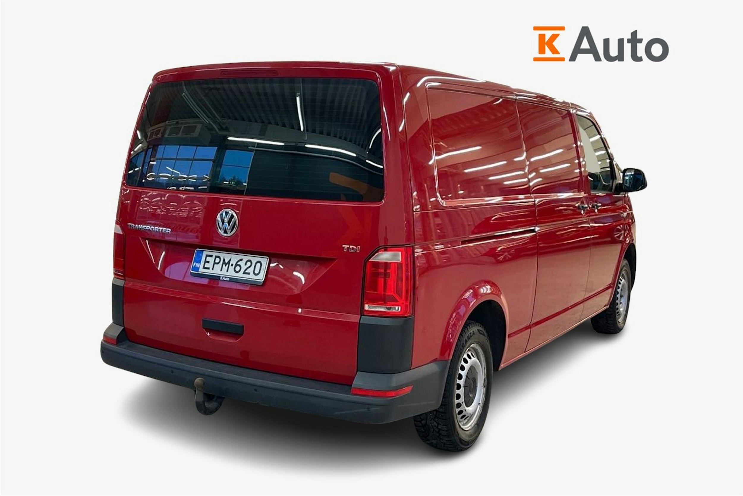 Punainen Volkswagen TRANSPORTER 2018 kuva 3.