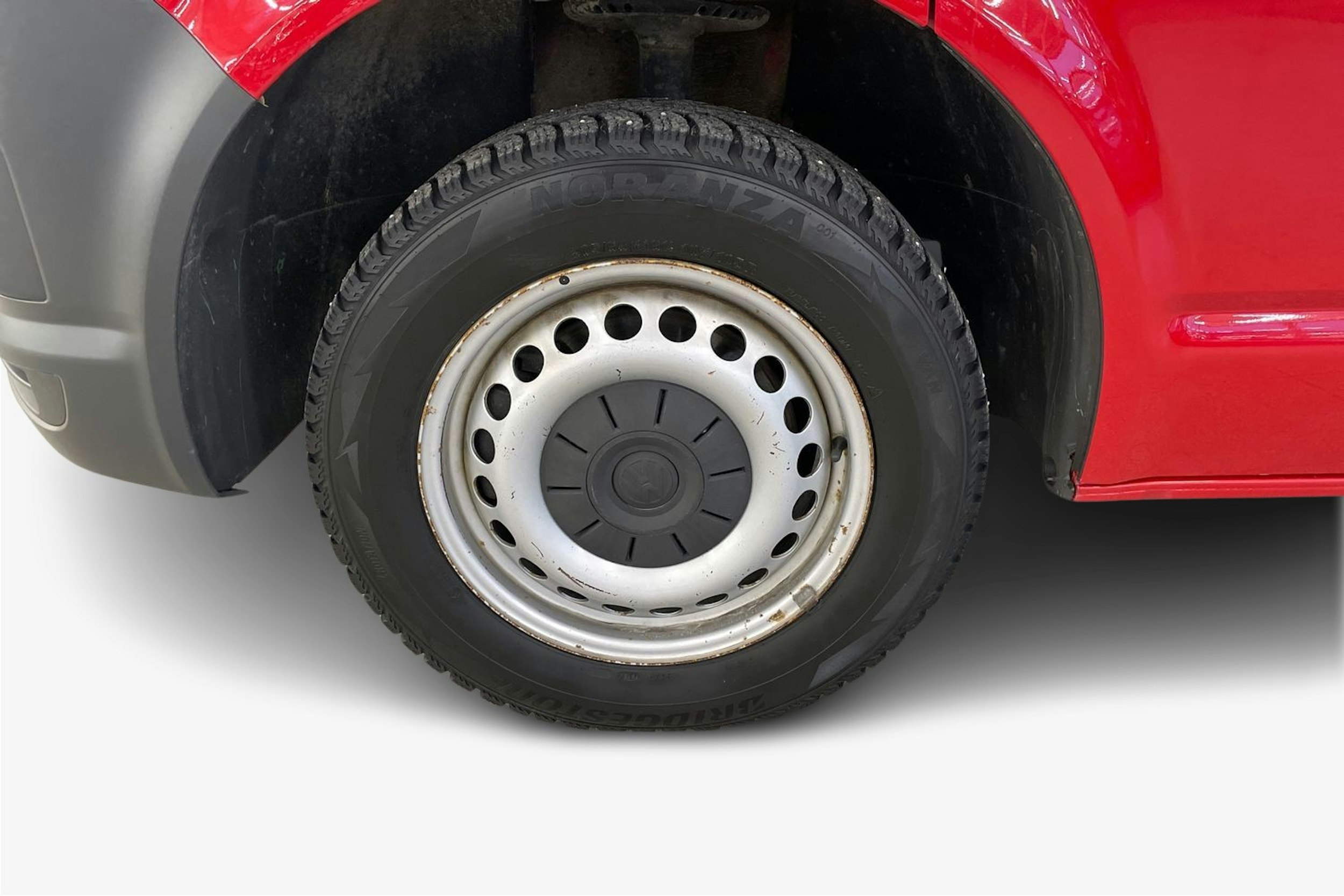 Punainen Volkswagen TRANSPORTER 2018 kuva 12.