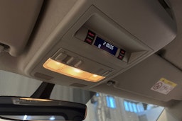 valkoinen Volkswagen Transporter 2018 kuva 20.