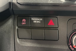 valkoinen Volkswagen Transporter 2018 kuva 21.