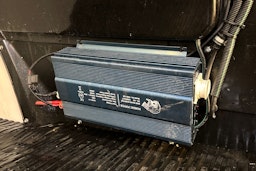 valkoinen Volkswagen Transporter 2018 kuva 27.