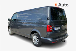 harmaa Volkswagen Transporter 2018 kuva 2.