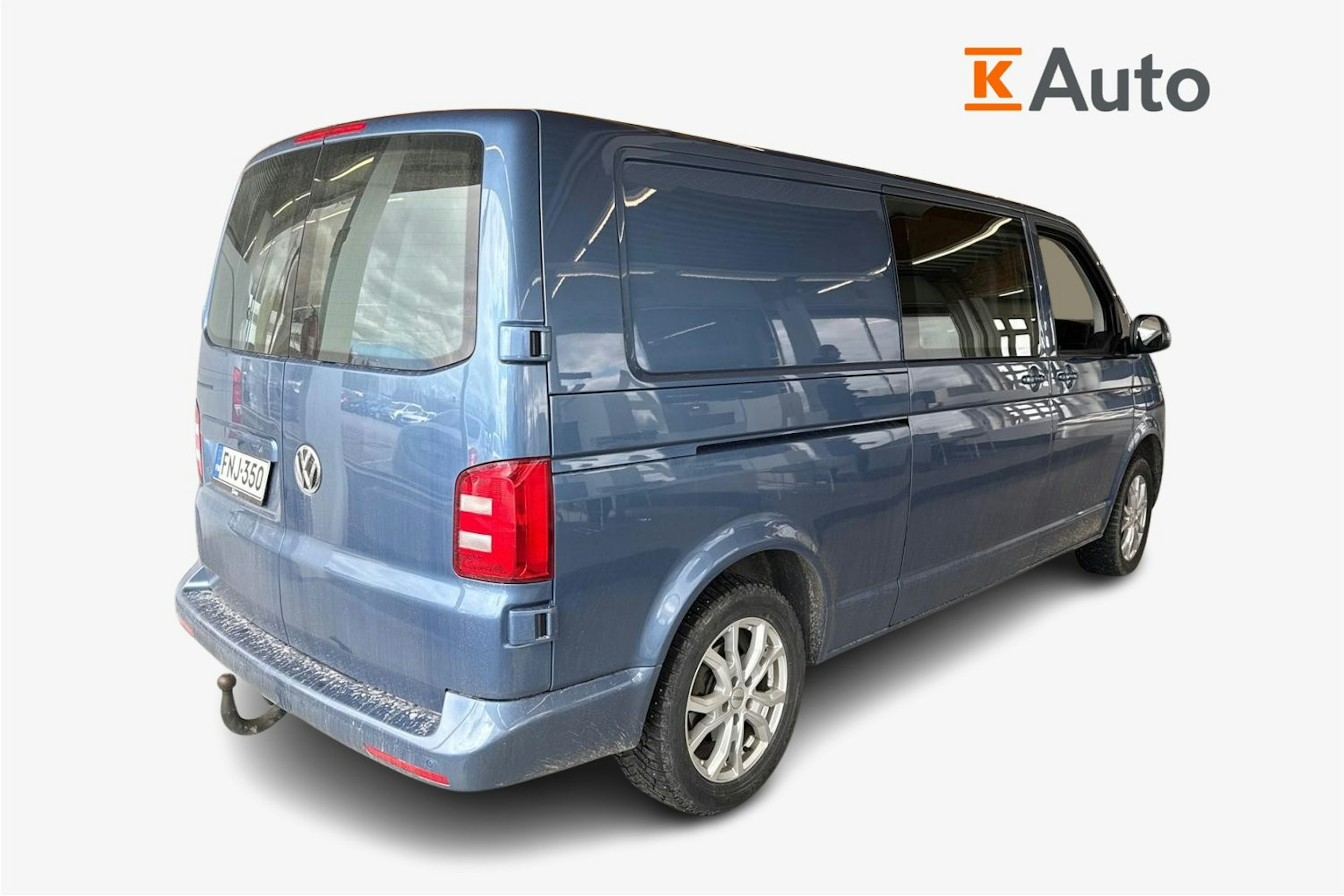 sininen Volkswagen Transporter 2018 kuva 2.
