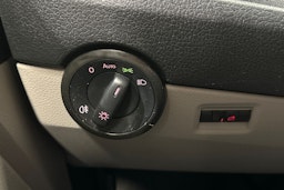 Ruskea (beige) Volkswagen TRANSPORTER 2018 kuva 16.