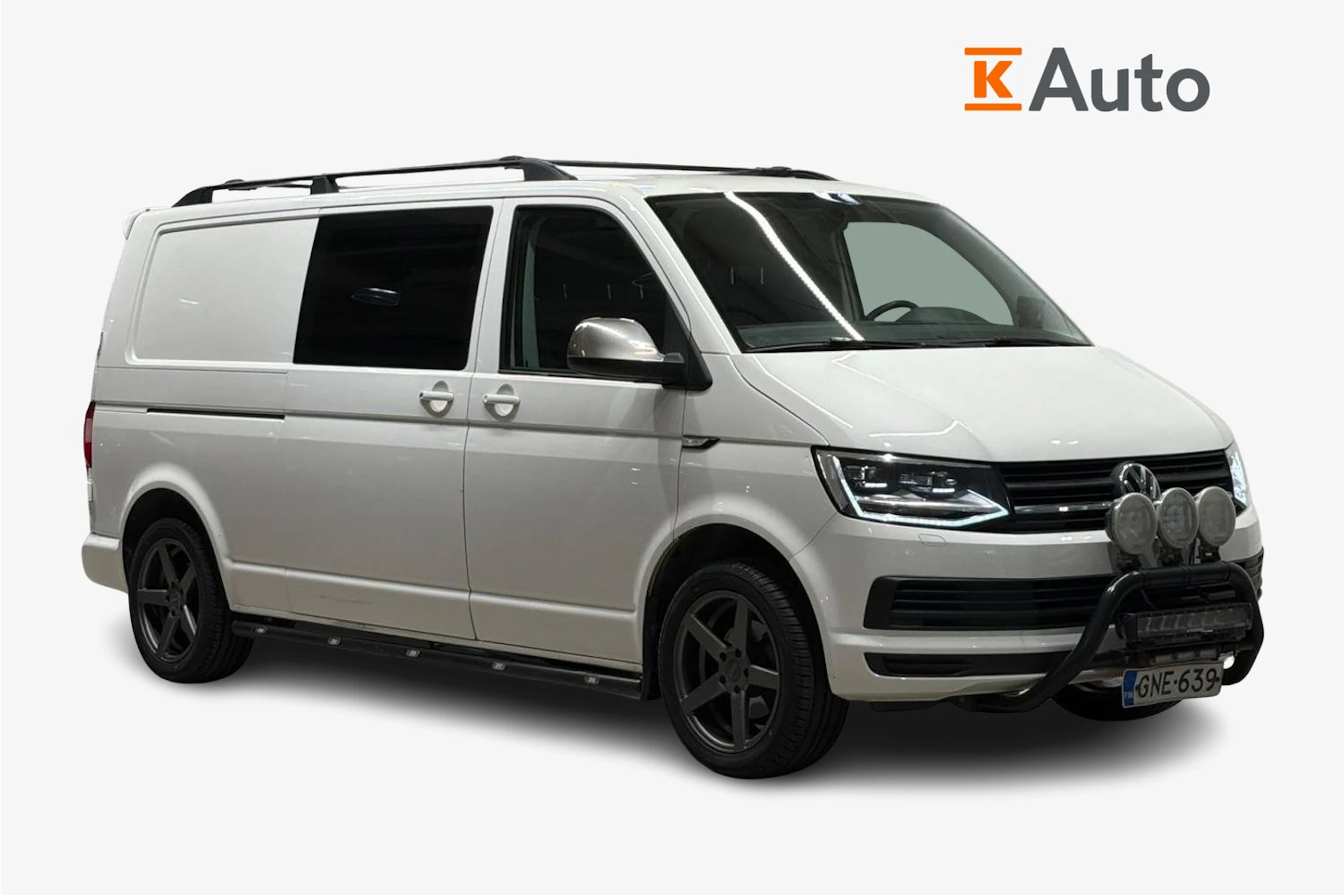 Valkoinen Volkswagen TRANSPORTER 2018 kuva 1.