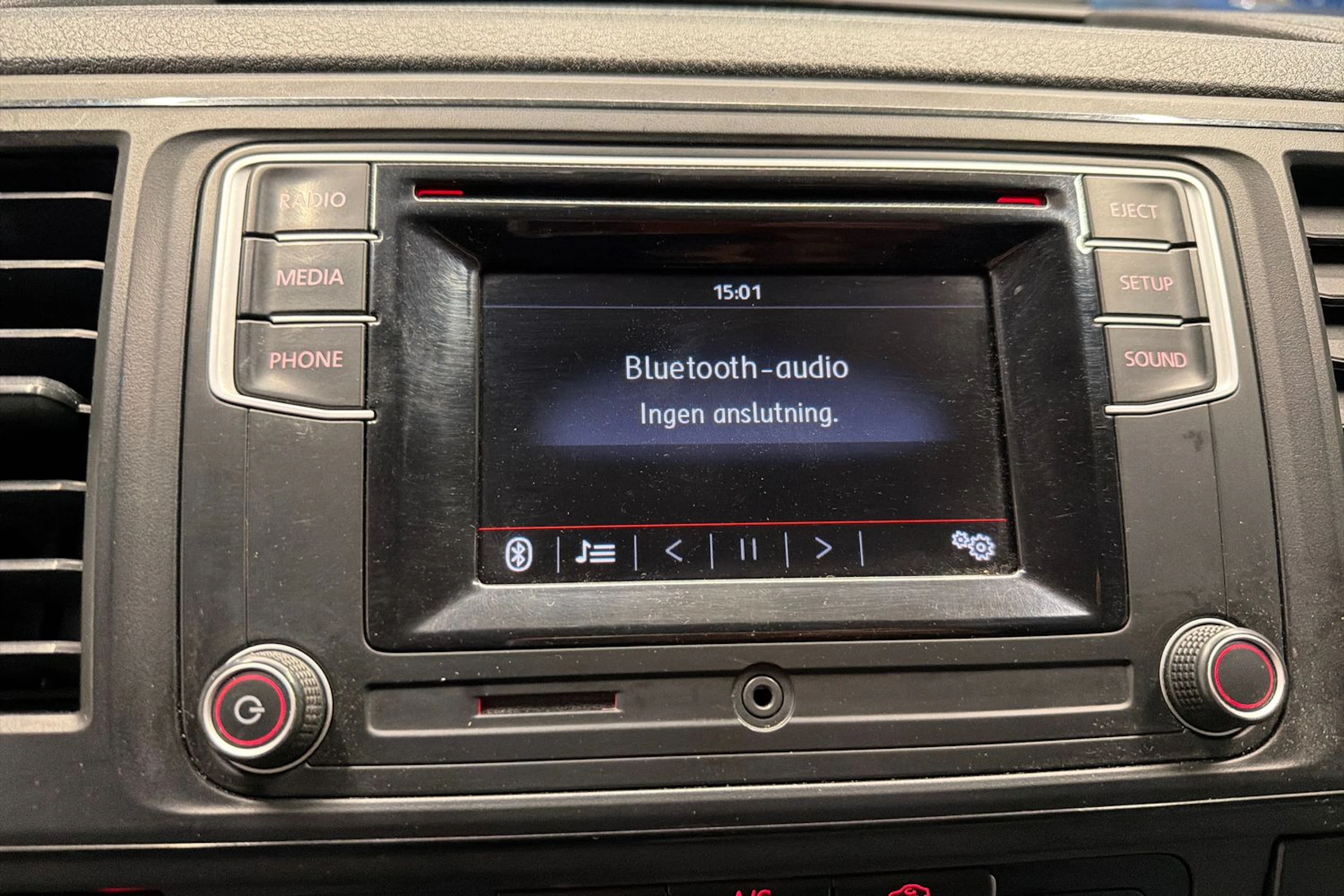 Valkoinen Volkswagen TRANSPORTER 2018 kuva 15.