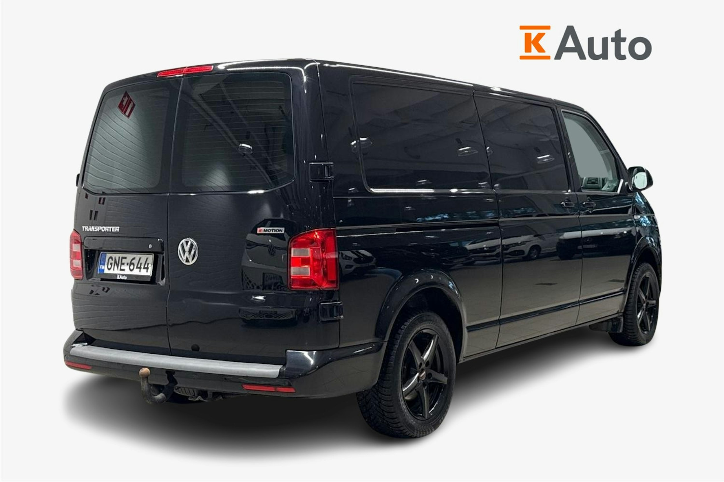 Musta Volkswagen TRANSPORTER 2018 kuva 2.