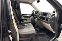 Musta Volkswagen TRANSPORTER 2018 kuva 8.