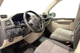 valkoinen Volkswagen Transporter 2018 kuva 8.