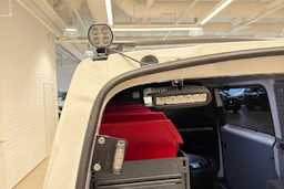 valkoinen Volkswagen Transporter 2018 kuva 35.