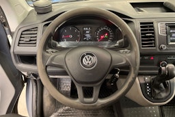 harmaa Volkswagen Transporter 2018 kuva 13.
