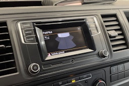 harmaa Volkswagen Transporter 2018 kuva 18.