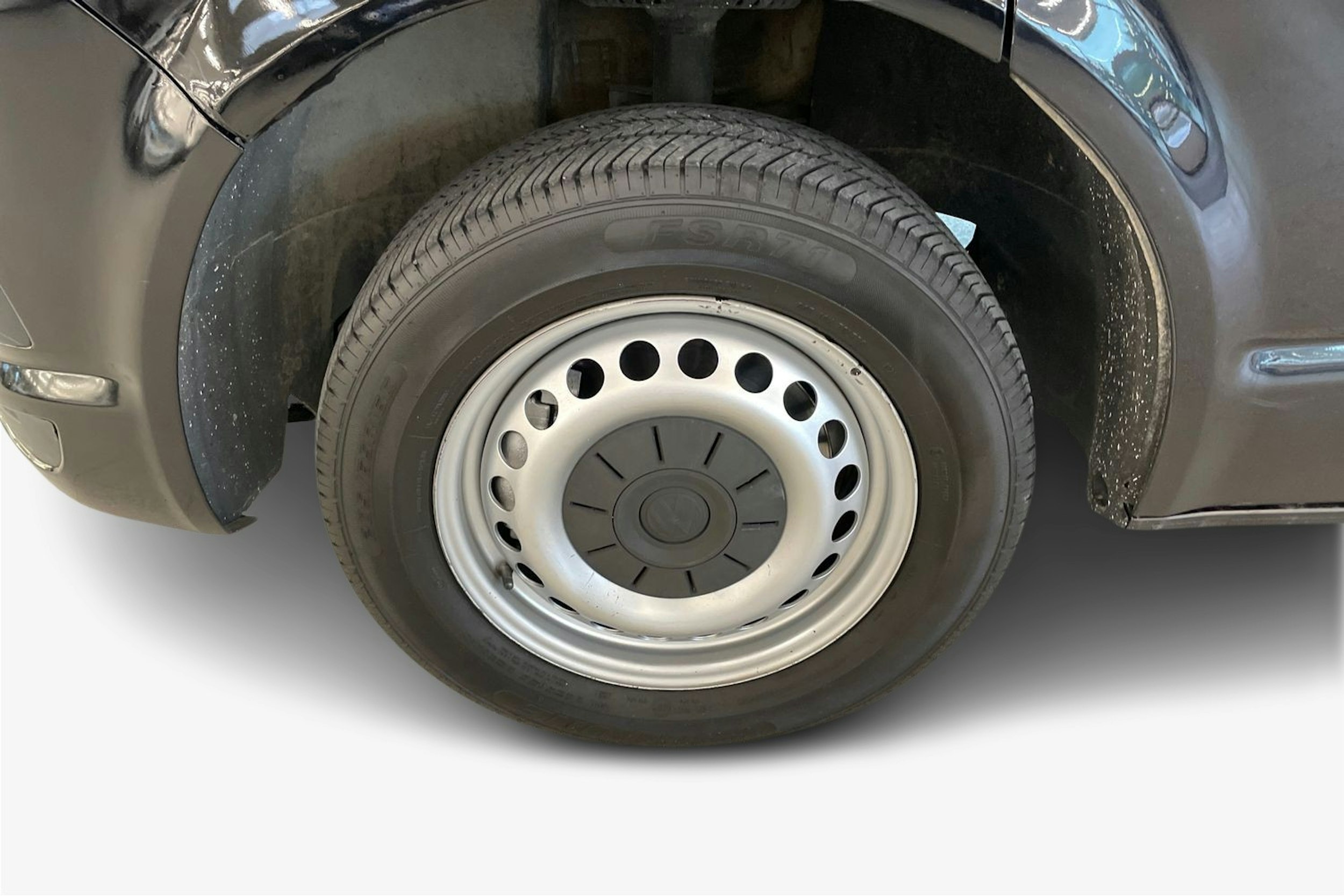 met. musta Volkswagen Transporter 2018 kuva 11.