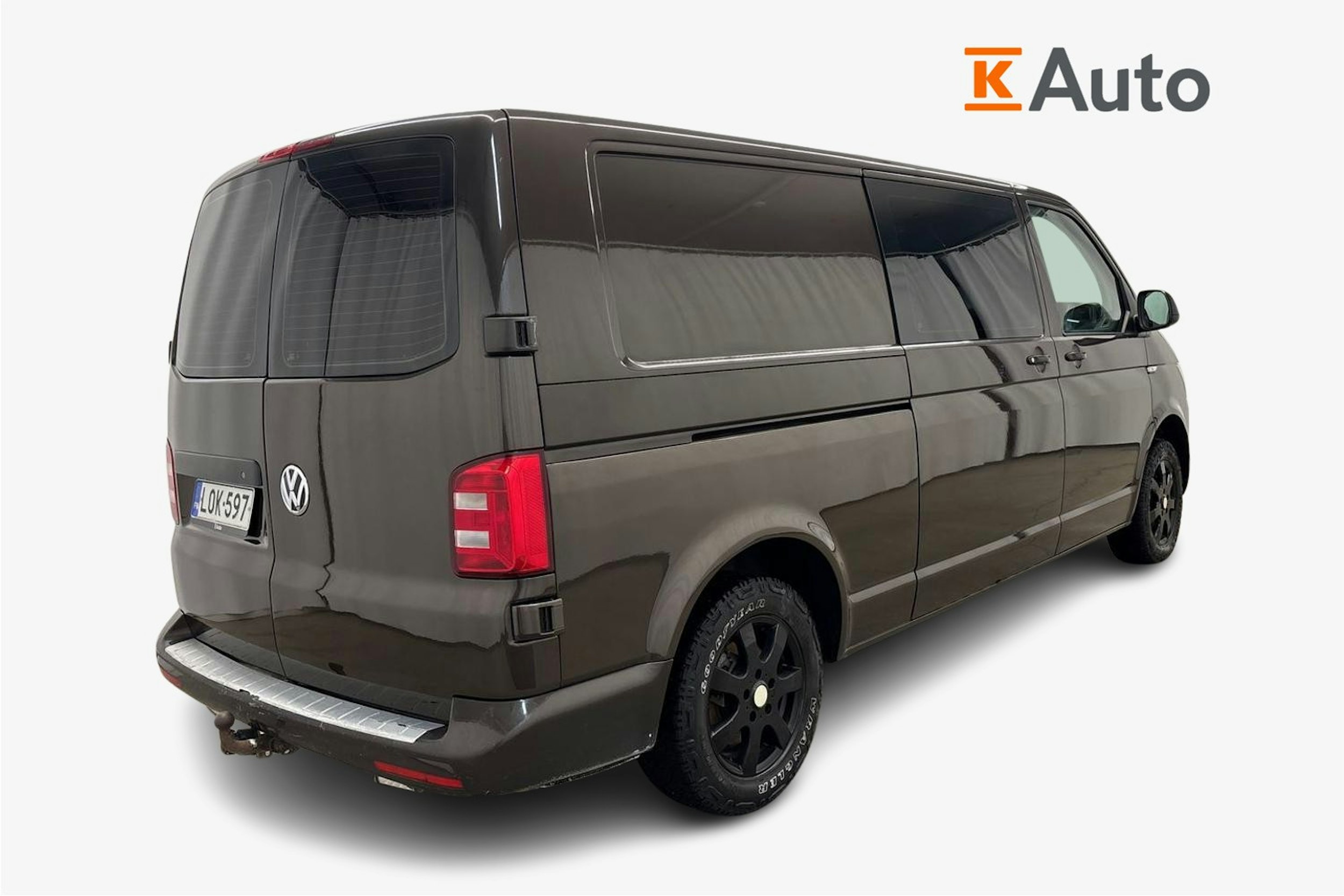 ruskea (beige) Volkswagen Transporter 2018 kuva 3.