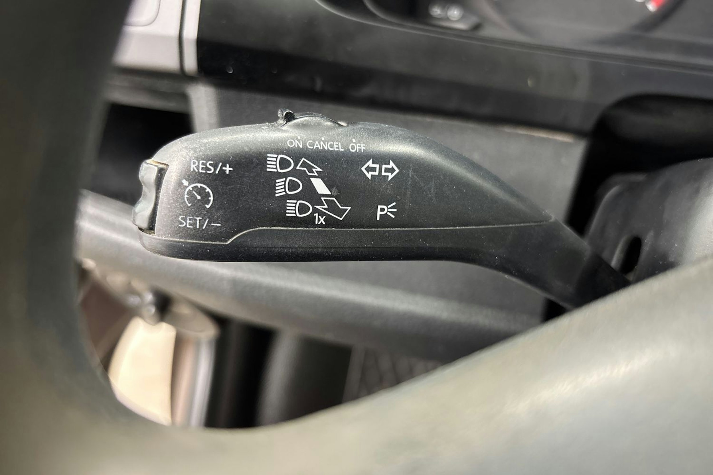 ruskea (beige) Volkswagen Transporter 2018 kuva 19.